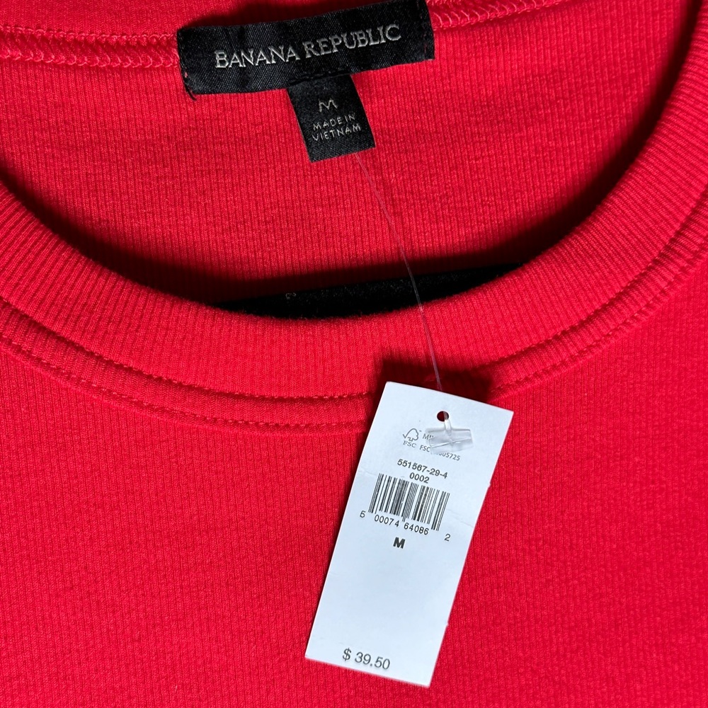 🛑 SOLD - 
NWT Banana Republic fitted ribbed tank top - M - Picture 3 of 5